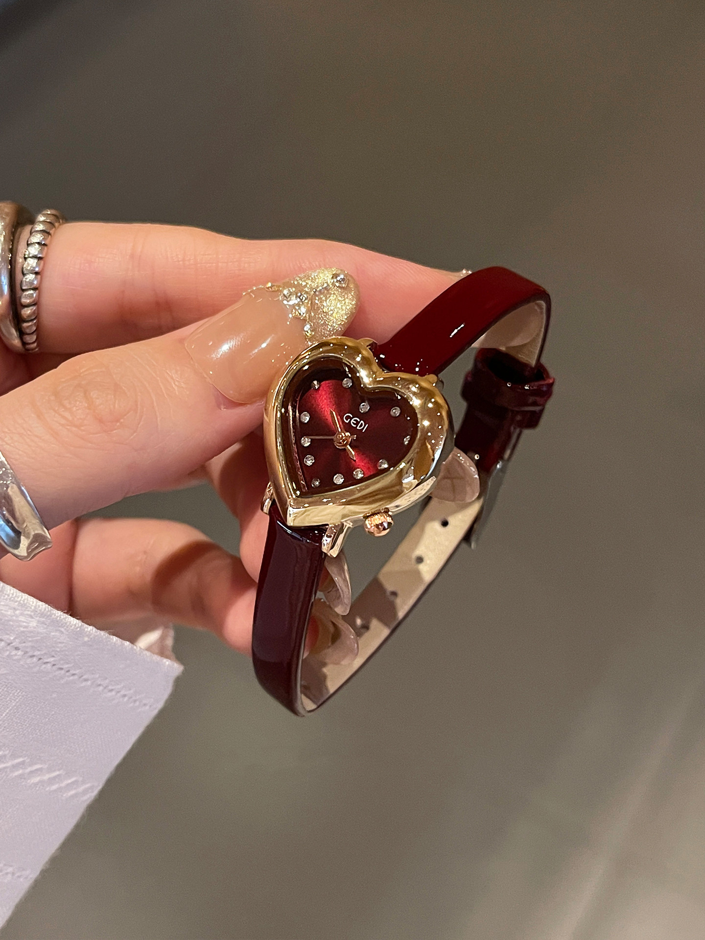 Light Luxury Compact Watch for - Open Heart Watch recensione e prezzo