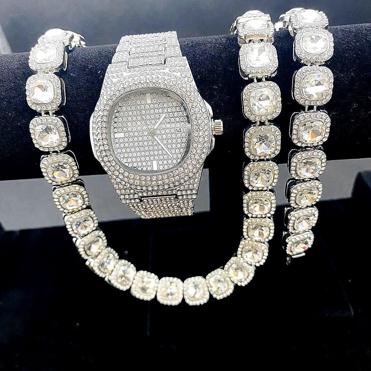 Luxury Watch + Chain + Bracele - Luxury Watch Miami recensione e prezzo