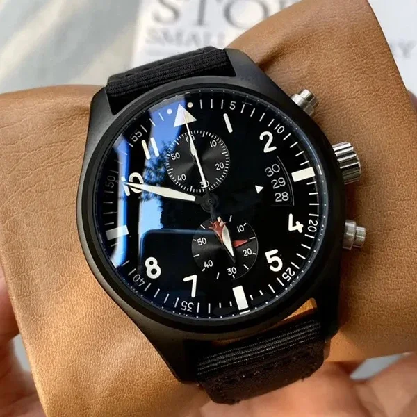 High quality luxury men's quar - Luxury Watch Black recensione e prezzo