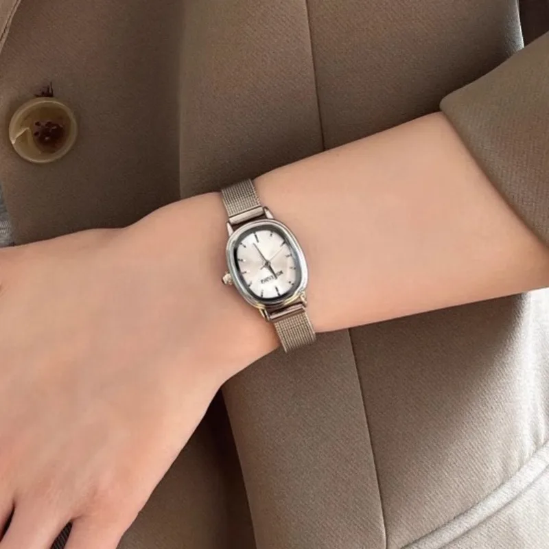 Small Oval Dial Green Watch Si - Luxury Watch Gold recensione e prezzo
